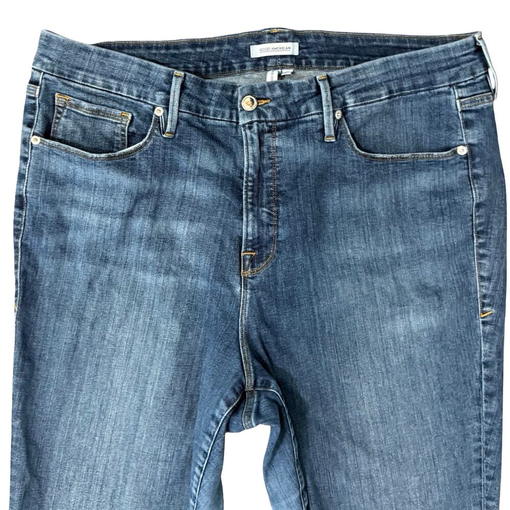 Good American Good Straight Blue407 Medium Wash Distressed Raw Hem Jeans size 18 - Picture 9 of 9